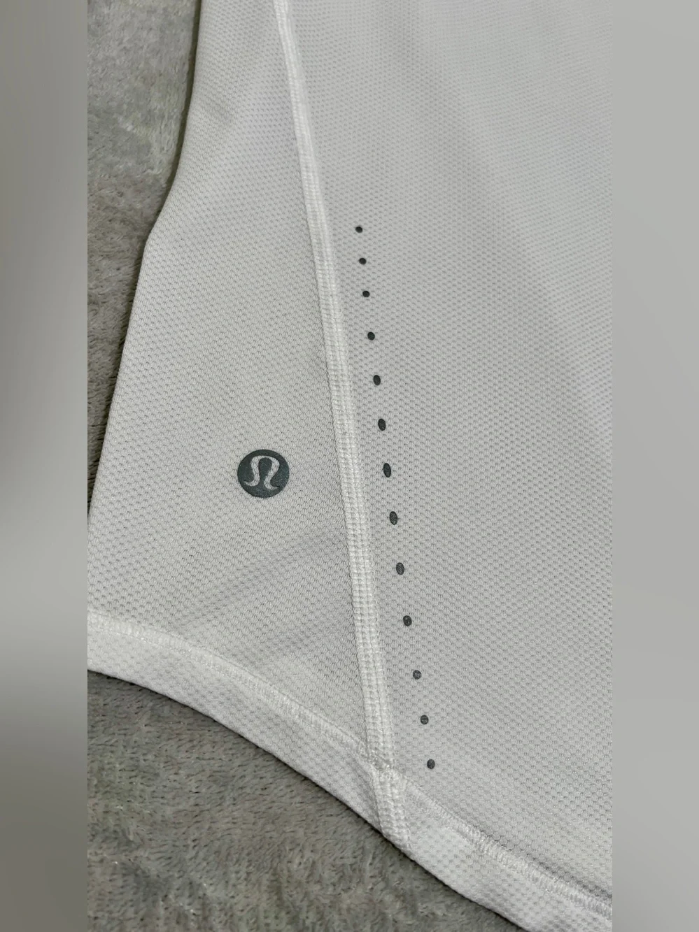 Lululemon High-Neck Running and Training short sleeve T-Shirt size S-M